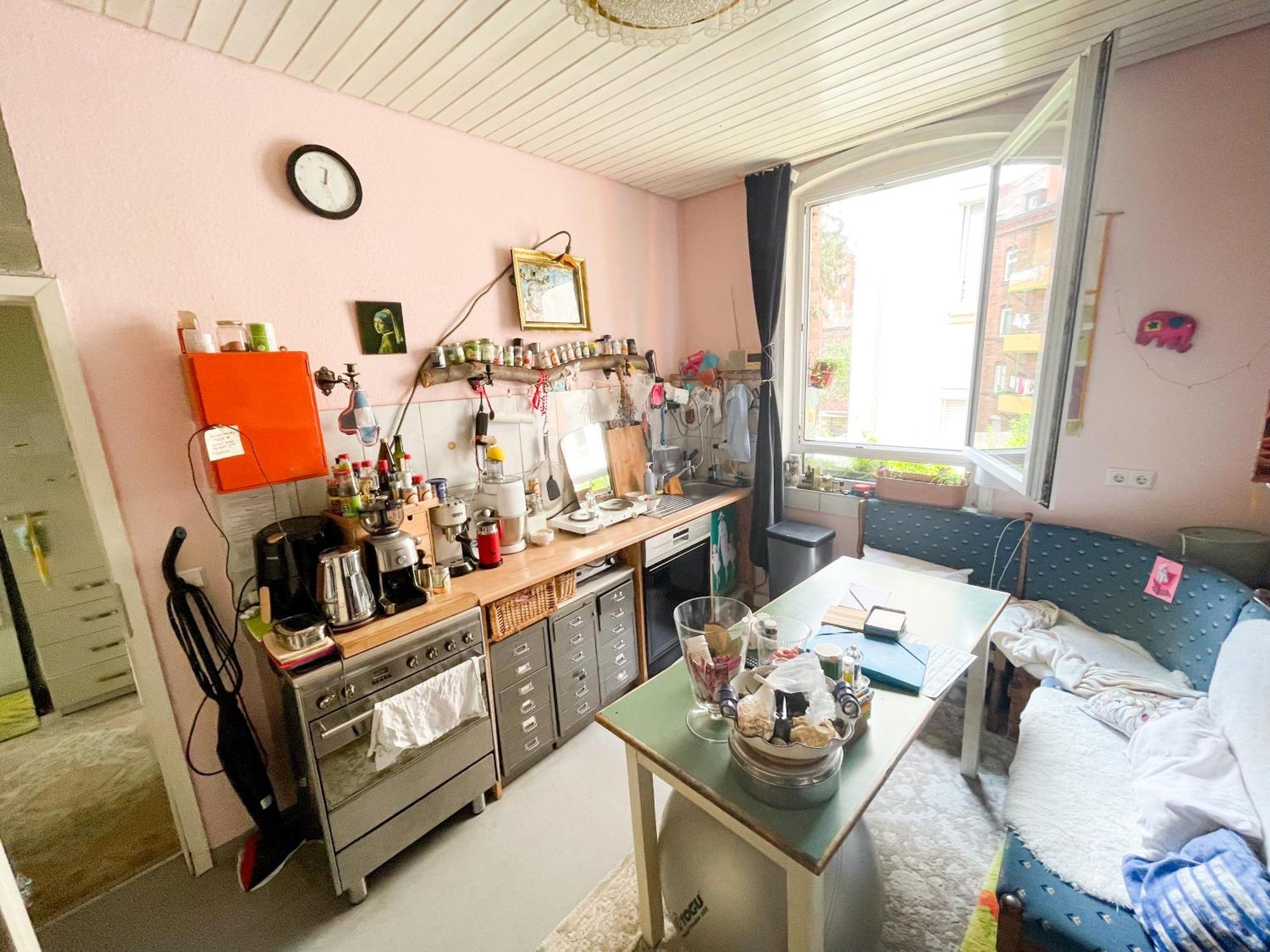 Zimmer In Kuenstlerwohnung Stuttgart Bagian luar foto
